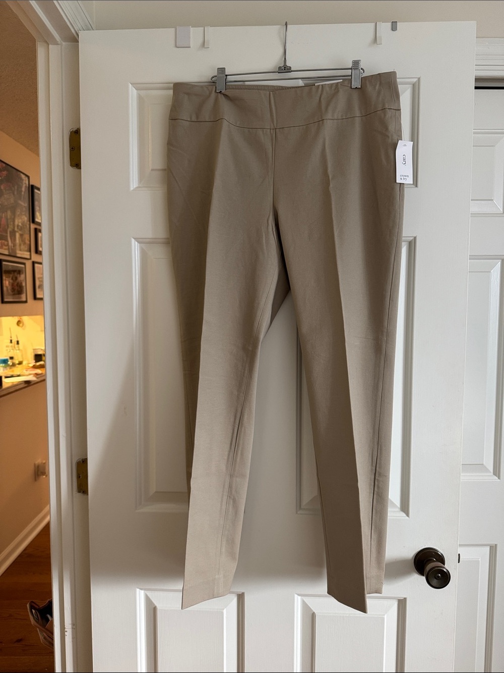 crown & ivy Taupe Skinny Pull-On Pants